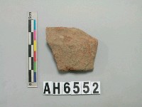 藏品(褐色夾砂陶口緣)的圖片